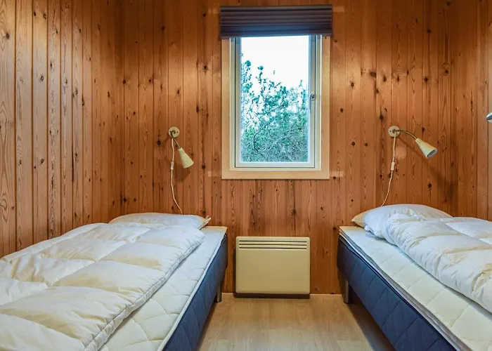Semesterbostad Three-bedroom In *